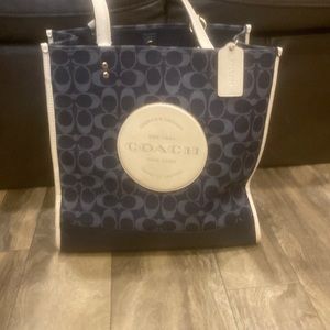 Coach purse.